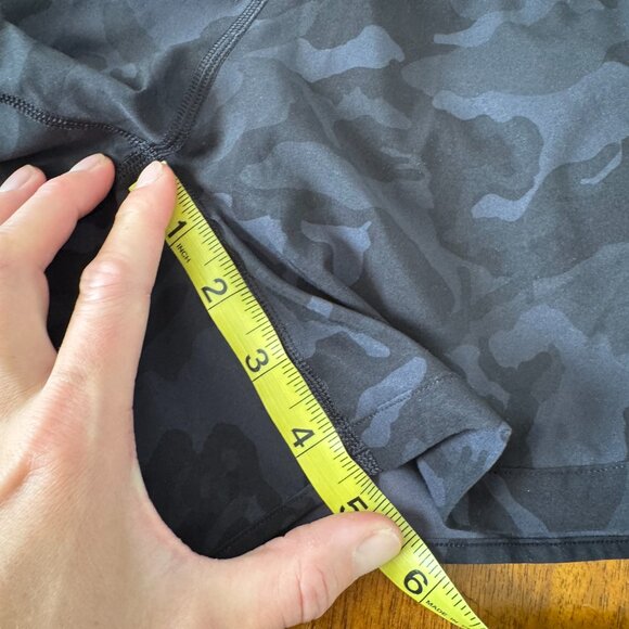 Lululemon Track That Short 5" - Picture 7 of 8